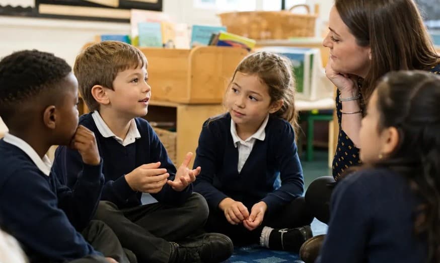 Primary school children in meaningful conversation